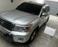 A venda TOYOTA LAND CRUISER GXR