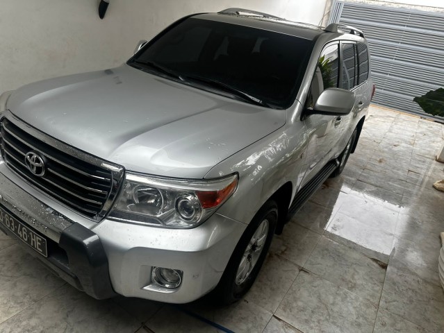 Venda TOYOTA LAND CRUISER GXR