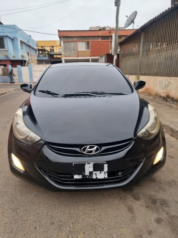 Venda HYUNDAI ELANTRA