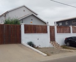 Comprar Arrenda se esta vivenda V4+1 localizado no projecto nova vida