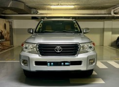 Comprar TOYOTA LAND CRUISER GXR V8 LIMPO