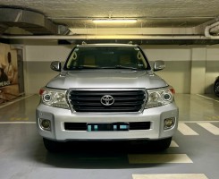 A venda TOYOTA LAND CRUISER GXR V8 LIMPO