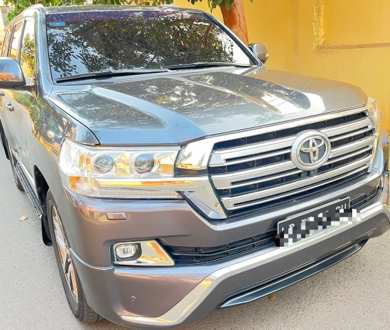 Venda TOYOTA LAND CRUISER | VXR