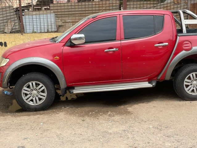 Venda Mitsubishi L200