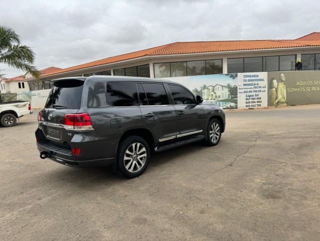 Venda TOYOTA LAND CRUISER | VXR