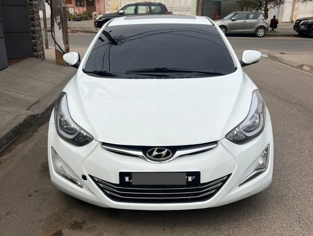 Venda HYUNDAI ELANTRA LIMPO