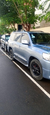 Venda TOYOTA LAND CRUISER VX