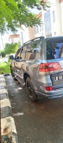 Venda TOYOTA LAND CRUISER VX