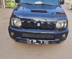 A venda SUZUKI JIMMY AUTOMÁTICO