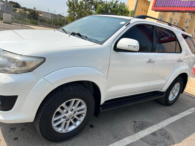 Venda TOYOTA FORTUNER | V6