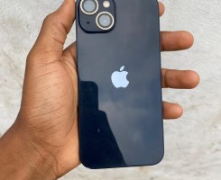 A venda IPhone 13 128 GB