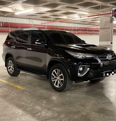 Venda TOYOTA FORTUNER LIMPO