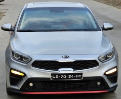 A venda KIA FORTE FULL