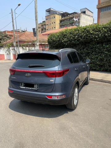 Venda KIA SPORTAGE LIMPO MOTOR SELADO