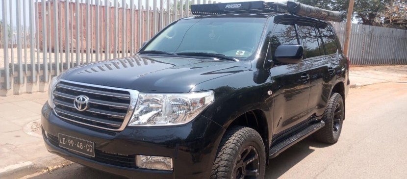 Venda TOYOTA LAND CRUISER VX