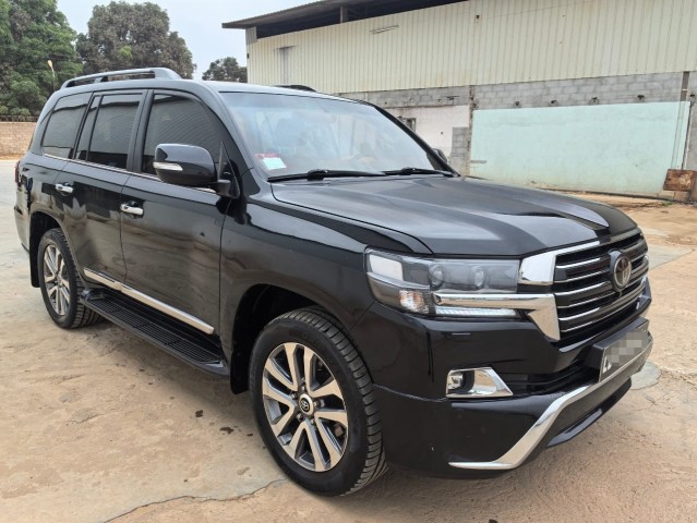 Venda TOYOTA LAND CRUISER | VX.S