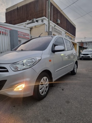 Venda HYUNDAI I10 LIMPO MOTOR SELADO