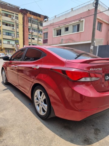 Venda HYUNDAI ELANTRA LIMPO