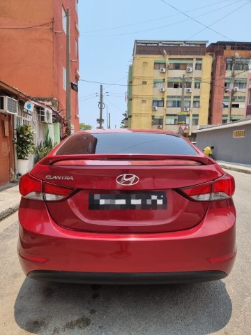 Venda HYUNDAI ELANTRA LIMPO