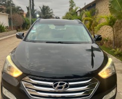 A venda HYUNDAI GRANDE SANTA FÉ LIMPO