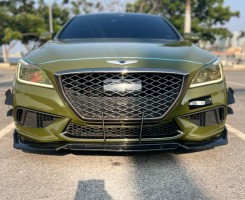 A venda HYUNDAI GENESIS LIMPO SUPER SPORT