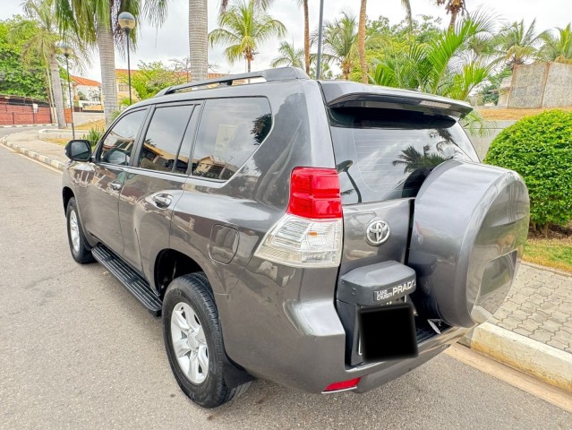 Venda TOYOTA LAND CRUISER PRADO