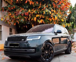 A venda RANGE ROVER VOGUE AUTOBIOGRAPHY