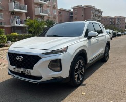 A venda HYUNDAI SANTAFÉ FULL OPTION NOVO MODELO