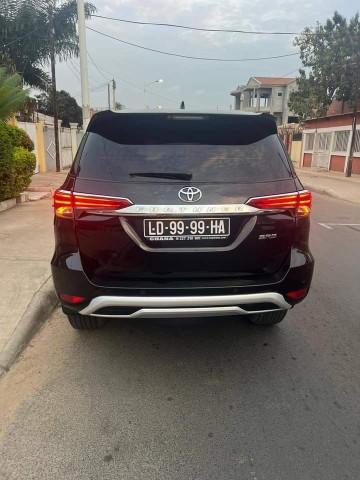 Venda TOYOTA FORTUNER