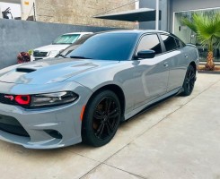 A venda Dogde Charger SRT (Aproveite o Natal)