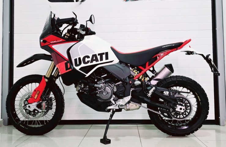 Venda Ducati Desert X. 1000cc