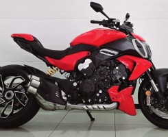 Comprar DUCATI DIAVEL V4