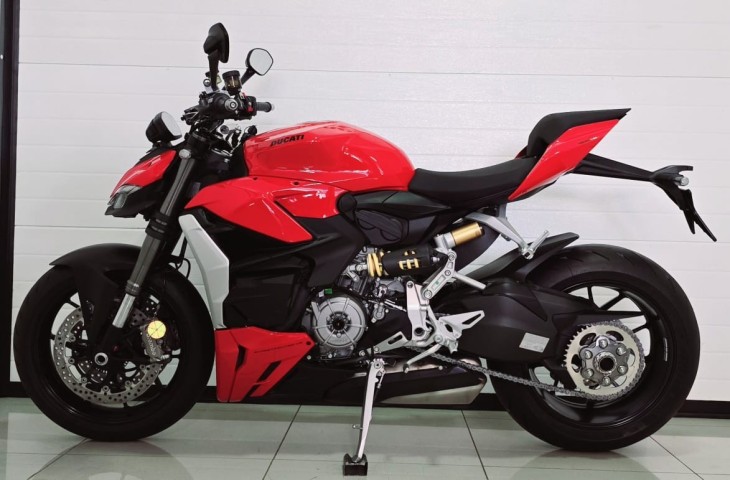 Venda DUCATI Streetfight V2