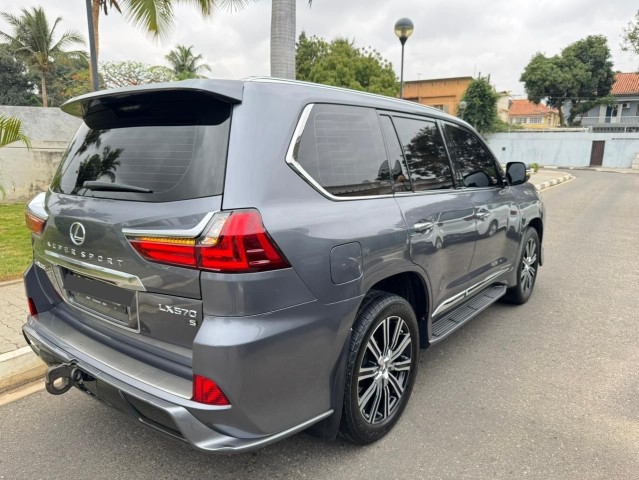 Venda LEXUS LX-570 SUPER SPORT PLUS