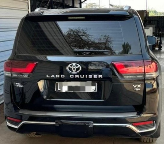 Venda TOYOTA LAND CRUISER VX TWIN TURBO FULL