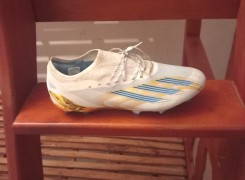 Comprar Chuteira da adidas, edição do Messi