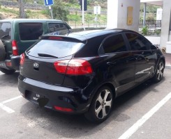 A venda Kia Rio limpo desportivo