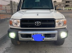 Comprar TOYOTA LAND CRUISER HZ