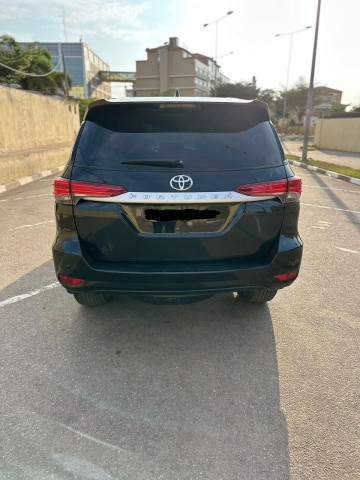 Venda TOYOTA FORTUNER LIMPO