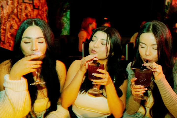 Venda Noites de karaokes