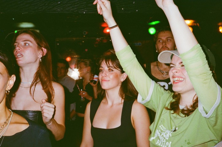 Venda Noites de karaokes