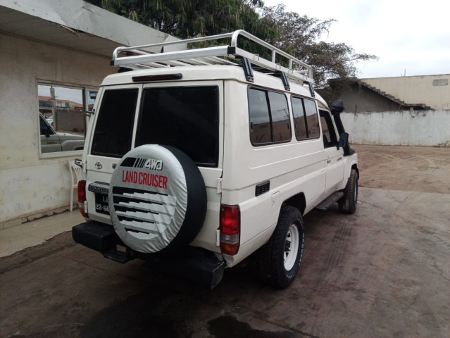 Venda Toyota Land Cruiser Hz das madre