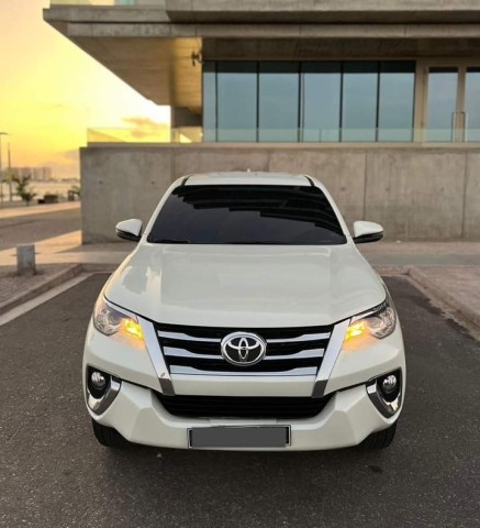 Venda TOYOTA FORTUNER