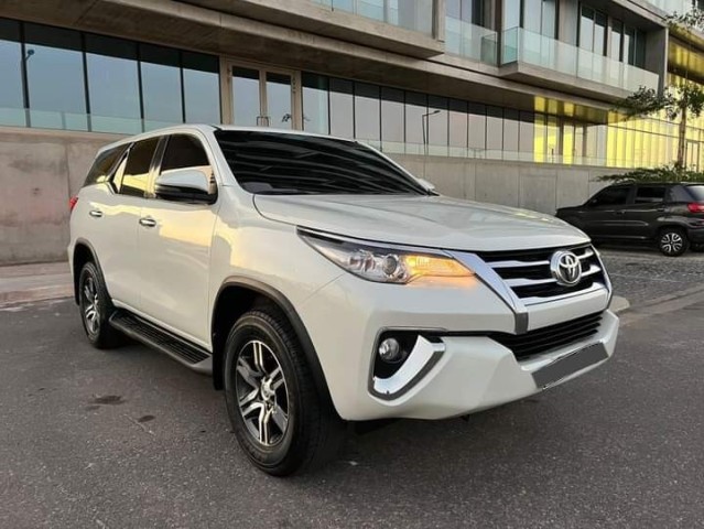 Venda TOYOTA FORTUNER