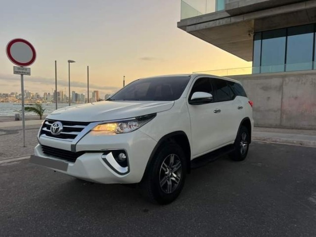 Venda TOYOTA FORTUNER