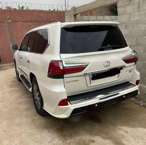 Venda LEXUS LX570