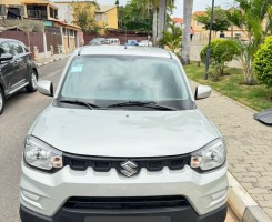 A venda SUZUKI SPRESS SEMI NOVO