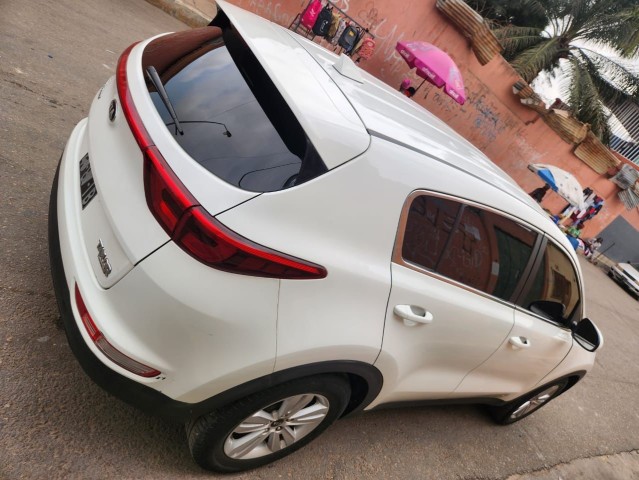 Venda Kia Sportage a sair.