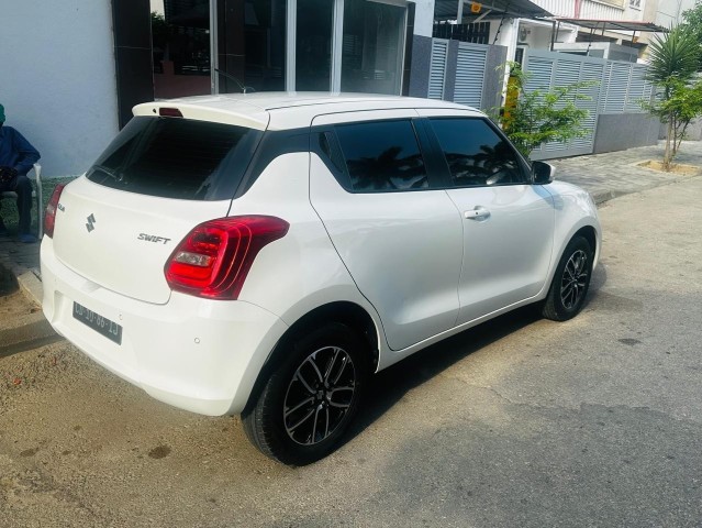 Venda SUZUKI SWIFT LIMPO 2023