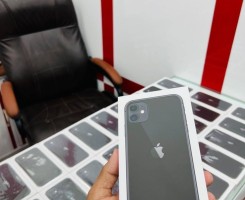 A venda IPhone 11 de 128GB Potência e Elegância nas Suas Mãos! Preço Imperdíve...